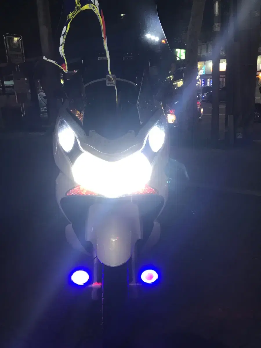 pcx13년식 풀튜닝 cbr 12이상부터 대차가능